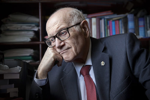Юрий Костанов